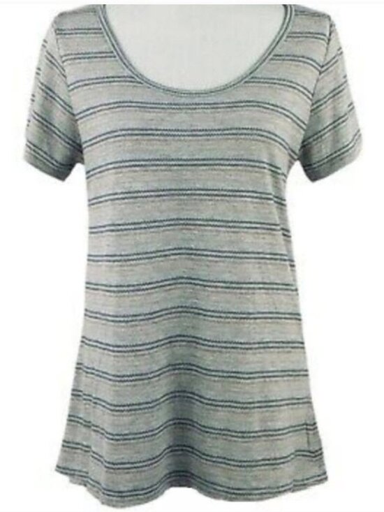 LuLaRoe Tops - LuLaRoe Gold/Silver Zigzag Print Classic Tee